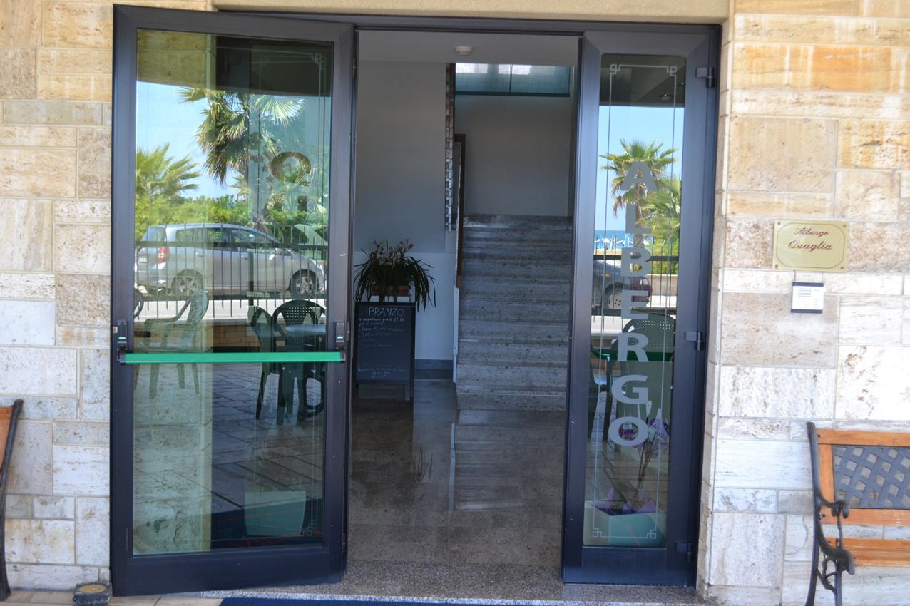 Albergo Quaglia روزيتو ديلي أبروتسي المظهر الخارجي الصورة